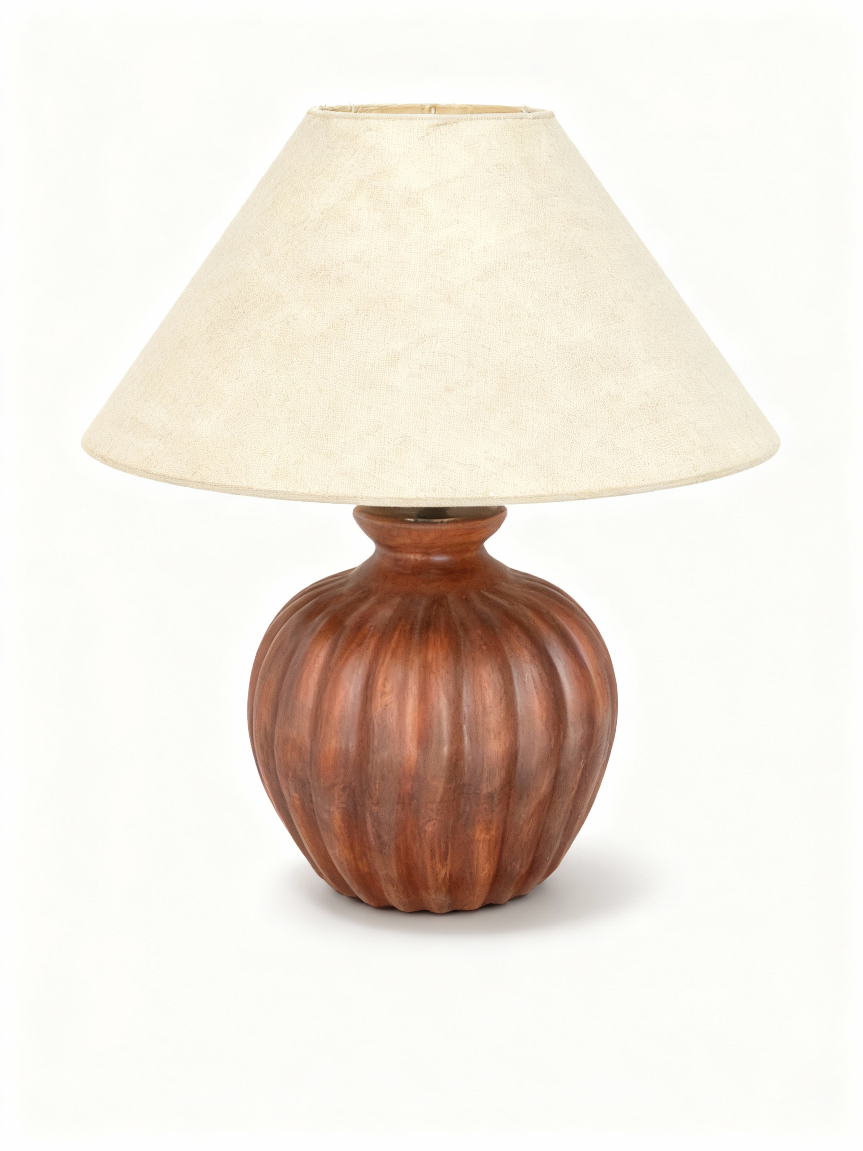 "POTIRON" table lamp with a round, ribbed, pumpkin-shaped ceramic/terracotta base in a reddish-brown finish and a large natural beige fabric shade