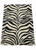 Short-pile zebra pattern rug 150x200cm in bold black and white